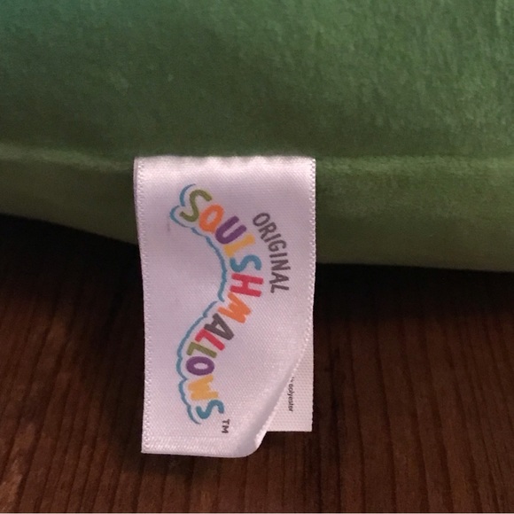 XIMENA wink eye Squishmallow 14” X 16” Mango NWT - Picture 7 of 10